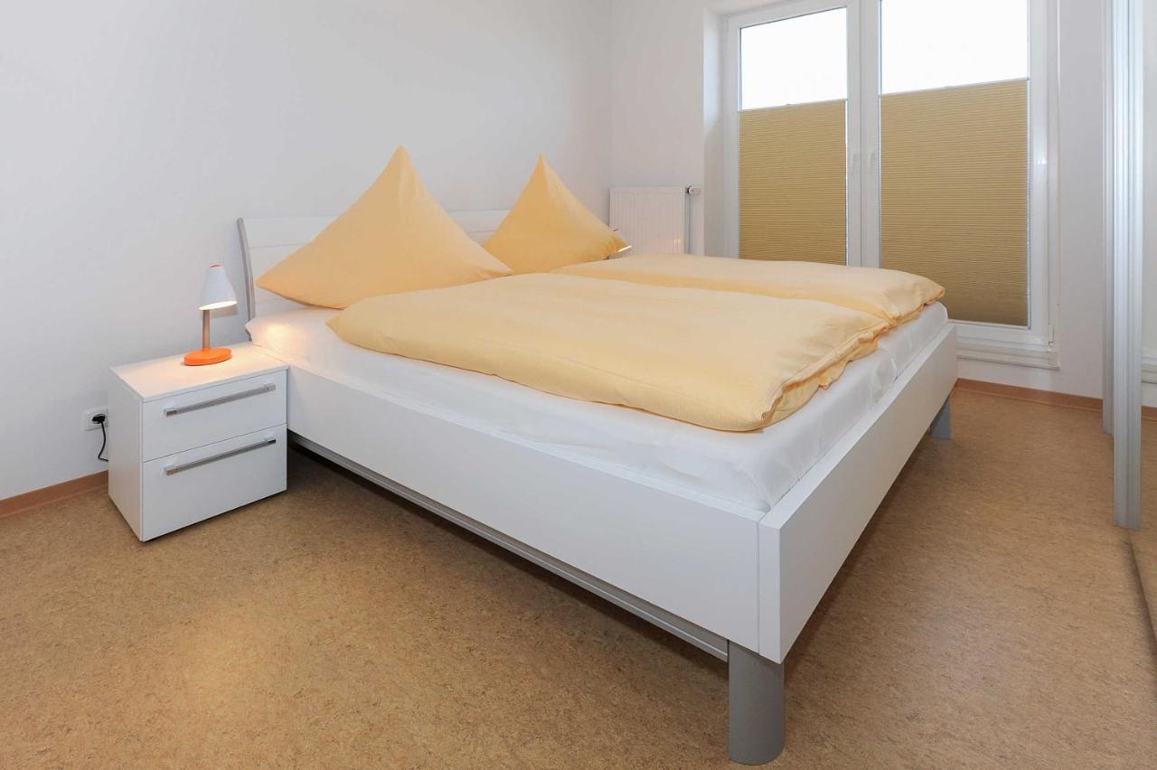 Haus Leuchtturm Appartement Bensersiel